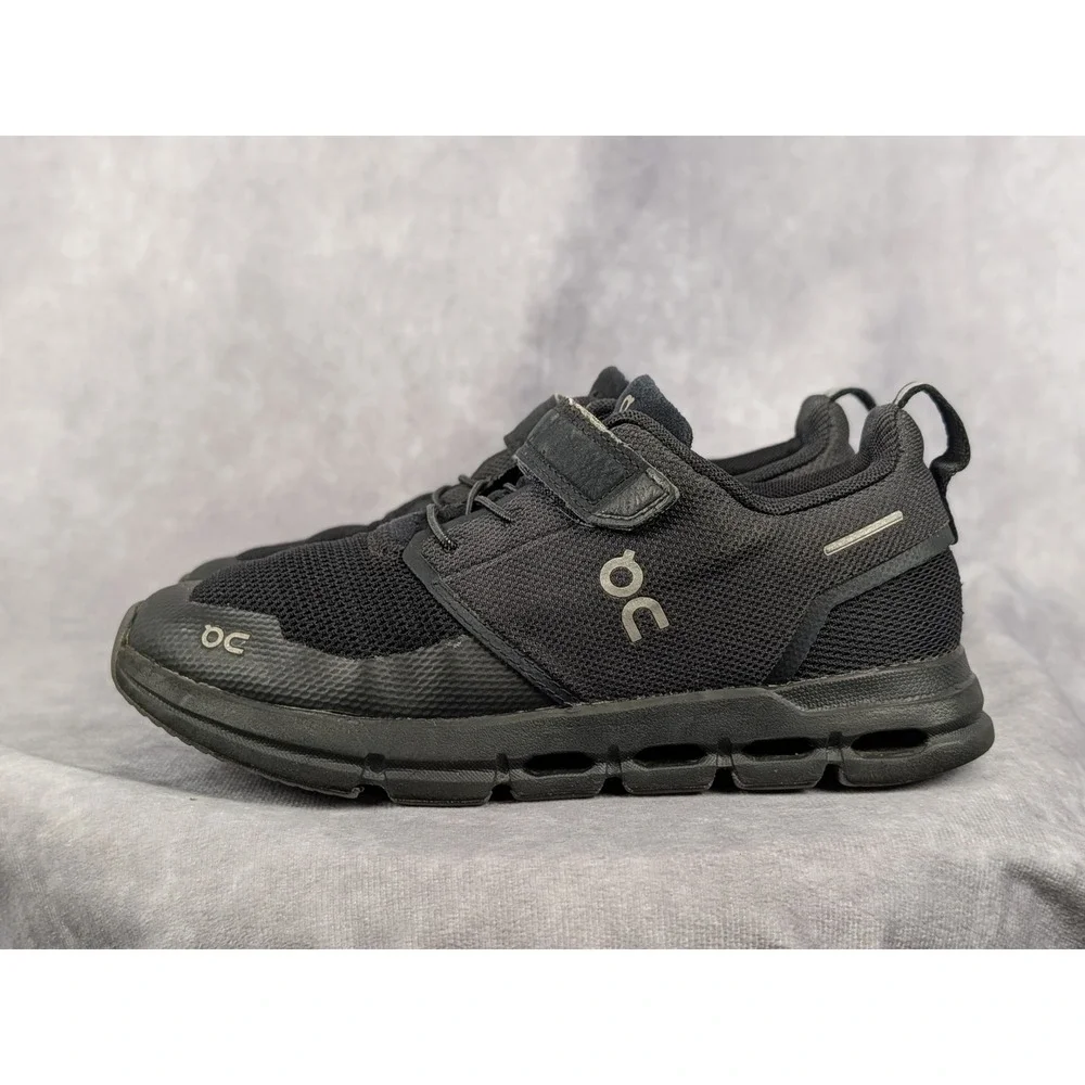 On Cloud Sky Kids Running Shoes Black Sneakers US K2 3KD11430485